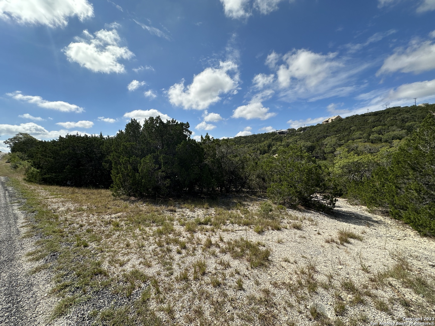 Photo of 439 Private Rd 1706 in Helotes, TX