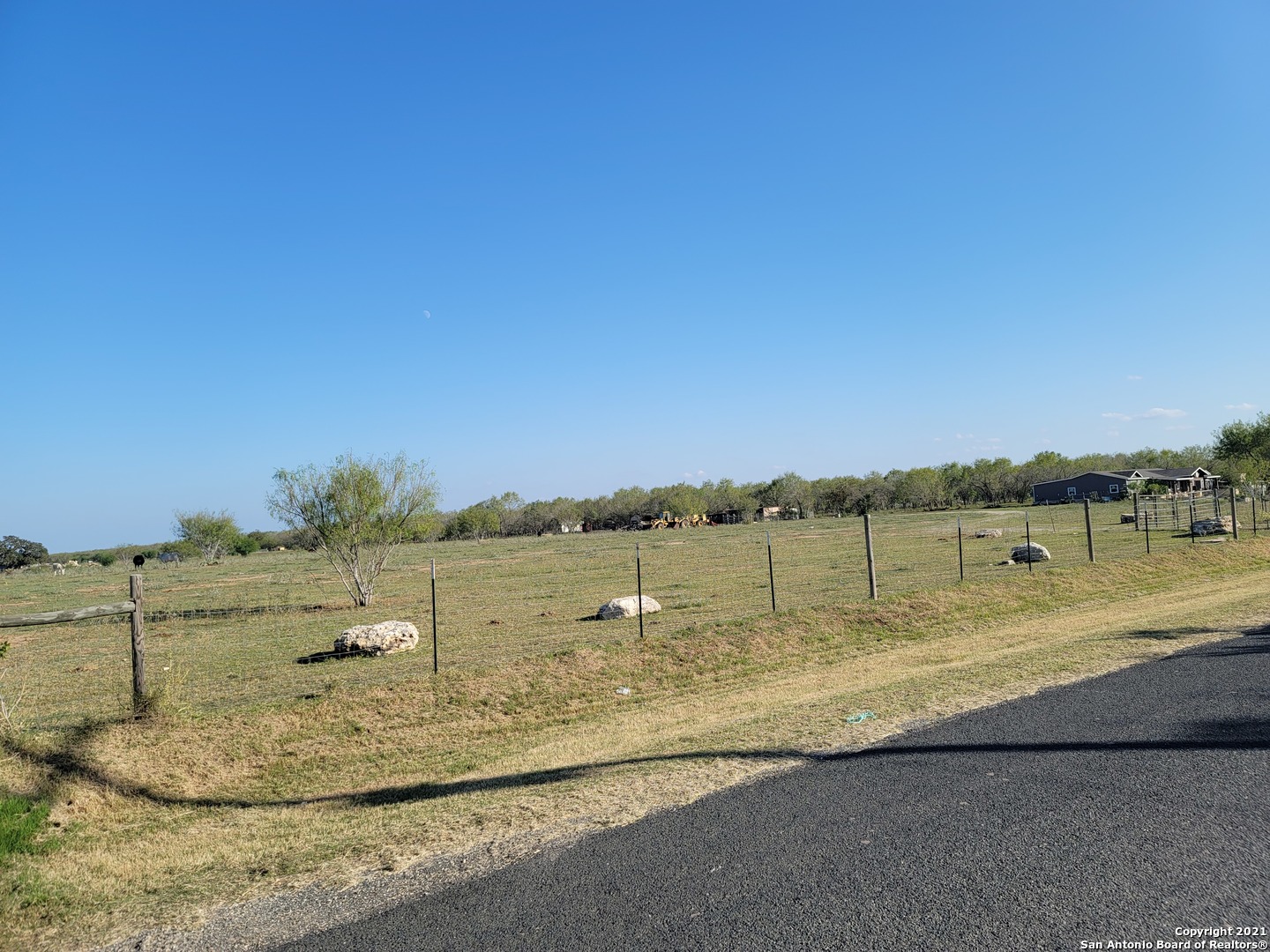Photo of 0 Mcconnell Rd in Atascosa, TX