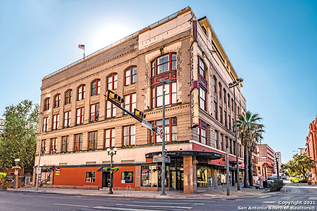 This 54,000 sq ft 5 story multi use building with a basement is perfectly situated on the River Walk in downtown San Antonio. It is in an Opportunity zone and next to the Bexar County Courthouse, City Hall, San Fernando Cathedral and more. Ideal frontage with many possibilities.
