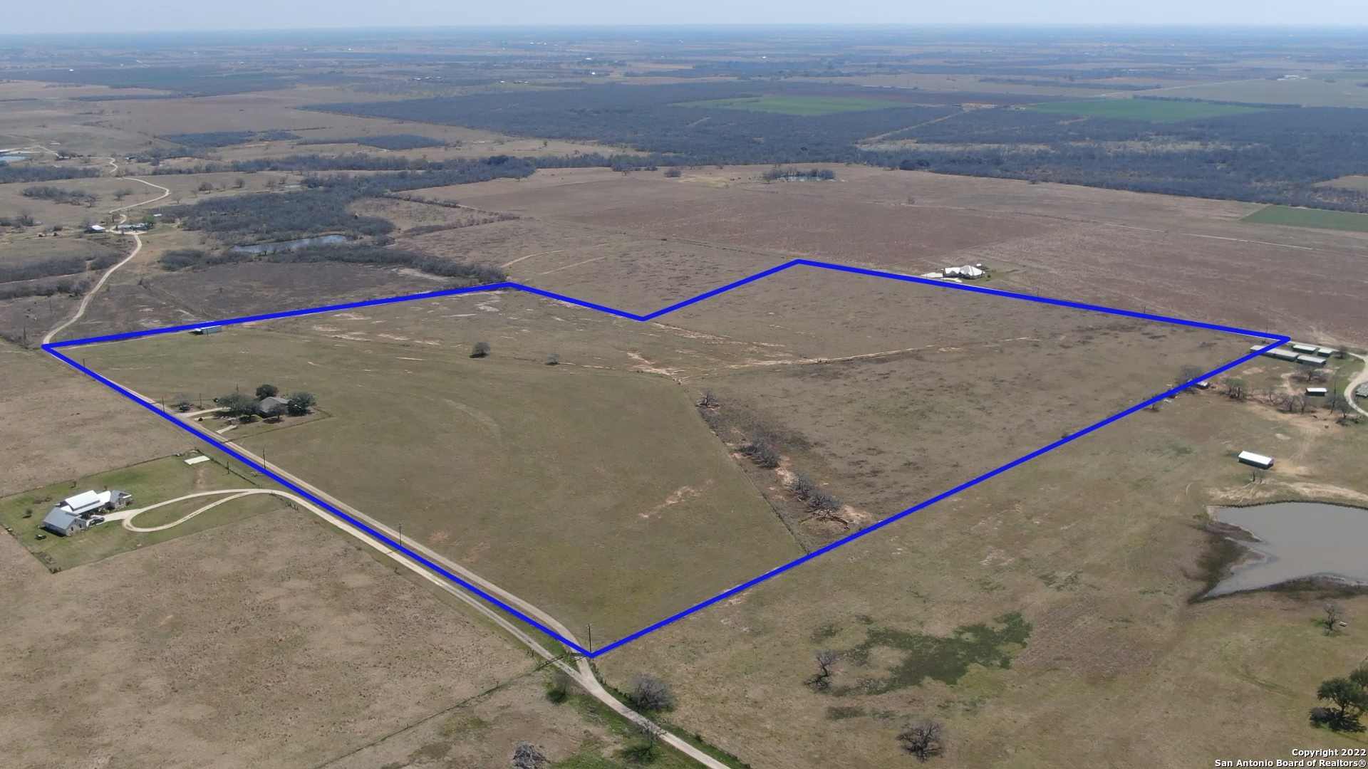 317 COUNTY ROAD 257, Floresville, TX 78114