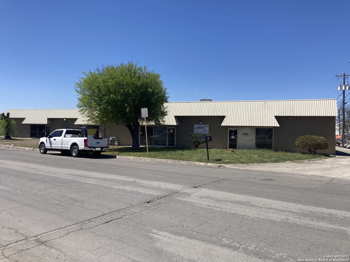Can't beat this location!  It takes two minutes go from I-35, exit to the access road, turn onto Whirlwind Dr, tale the first left on Ball Street and then pull in the parking lot.  Conveniently located by the corner of I-410 and I-35.   Property is a total of 20,000 SF in a combination of office and warehouse space on 1.025 acres.   Multiple loading docks give this property a lot of utility and there are a total of 5 suites with separate entrances.      Buyer to verify all information given.