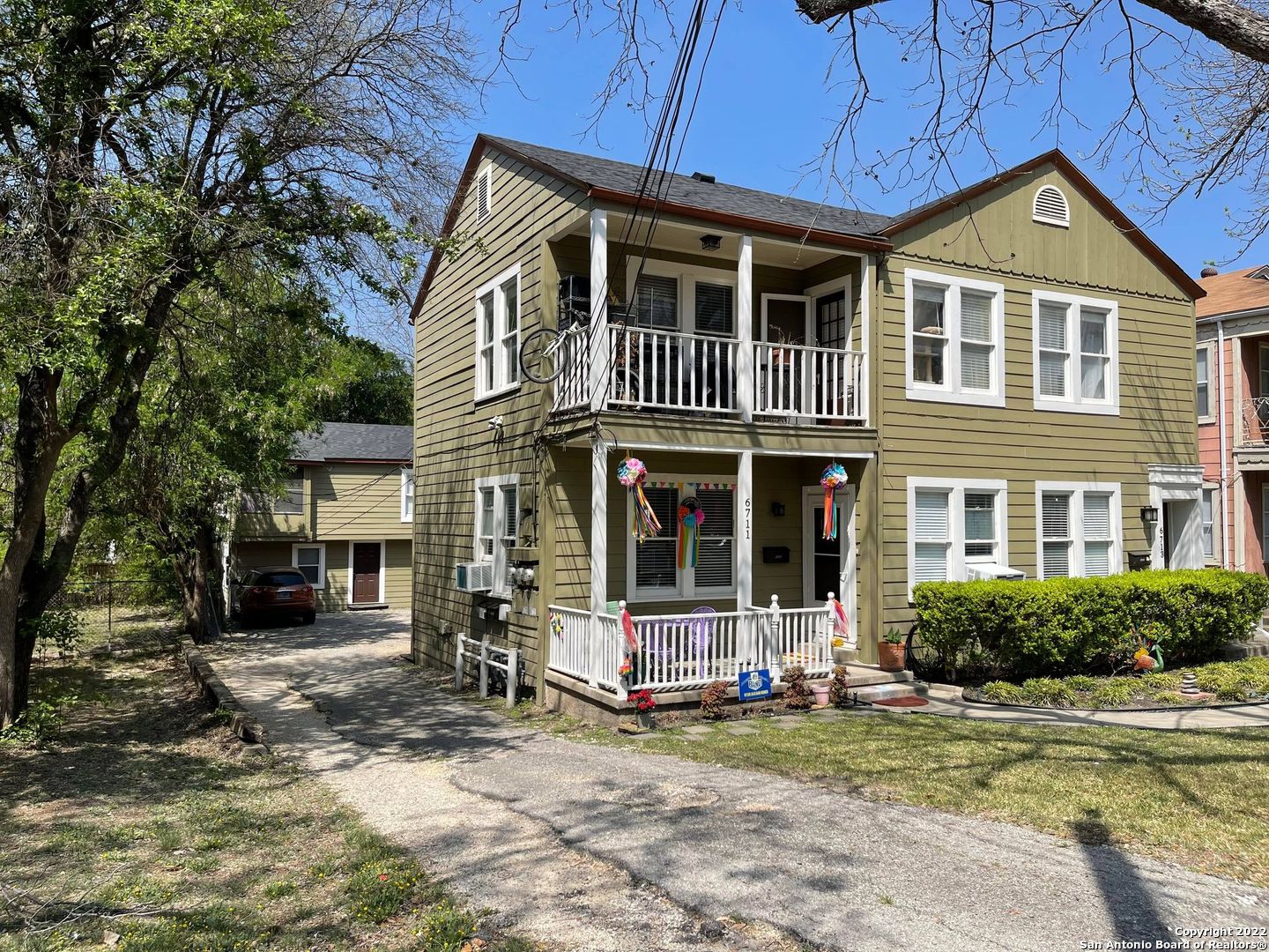 This beautifully maintained Fourplex, in the Heart of Alamo Heights, is being offered as an individual sale for an owner/user or Investor; or as part of a Portfolio with two other duplexes nearby at 228 W Norwood Ct and 506 W Lynwood Ave - for a total of 8 Amazing Units!  This property on Broadway, built in 1935, is surrounded by gorgeous oak trees and has so much charm! The front units are both One Bedroom and One Bath units, that were built in 1935 and have been beautifully renovated and updated. They also feature a front porch and balcony for outdoor enjoyment. There are also two units in the back; an efficiency unit downstairs and a One Bedroom unit upstairs with a balcony.  There is an additional Laundry Room in back for tenant convenience. Property has upside potential and would also make a wonderful Buy/Hold or 1031 Exchange purchase.