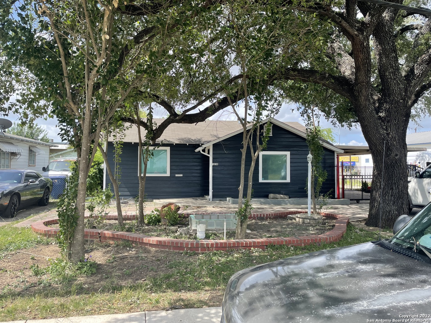 Come take a look at this wonderful investment home that offers 2 bedrooms/1 bath, and 891 sqft.  Because it is currently being used as a Plumbing Company office, will take a little adjustment back into a home, but this home/retail/office building is located just west of downtown and close to major highways. Centrally located in the center of San Antonio, it is the perfect location for a starter home, or small, new start up company. Property in need of a little TLC, but sits on 2 lots(3230 & 3232 W French Pl), please note property line goes beyond fence.  With the office/retail in front, and connected warehouse space in the back, makes for a very functioning business. Sellers are very motivated and ready to entertain all offers. Schedule your showing today.