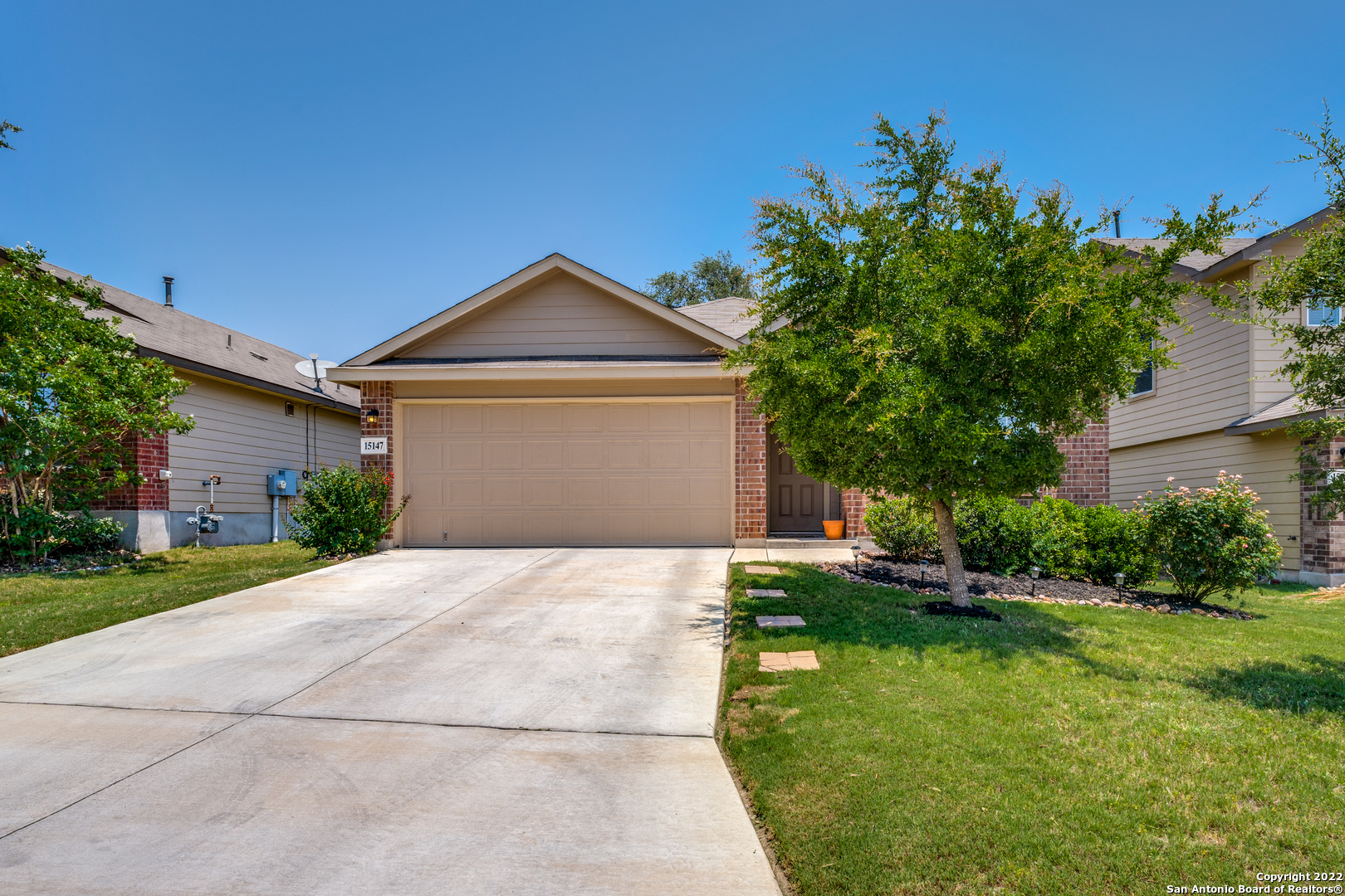 Gorgeous one story home located in desirable area of Redbird Ranch. Home features an amazing layout. Great open floor plan- kitchen opens to living room area. Master suite bedroom offers its own full bath plus two additional rooms. See your dream home TODAY! Open House May 28,2022