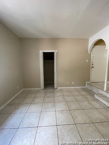 An Investors treat! STR and AirBnB allowed. 2 bedroom, 1 bath - 821 sq ft condo move in ready with all appliances included. Very affordable in a great location near Loop 410, IH10, St. Mary's, and 10 minutes from downtown. There are various places to shop and eat as well as located on a bus line. 1 assigned covered parking available.