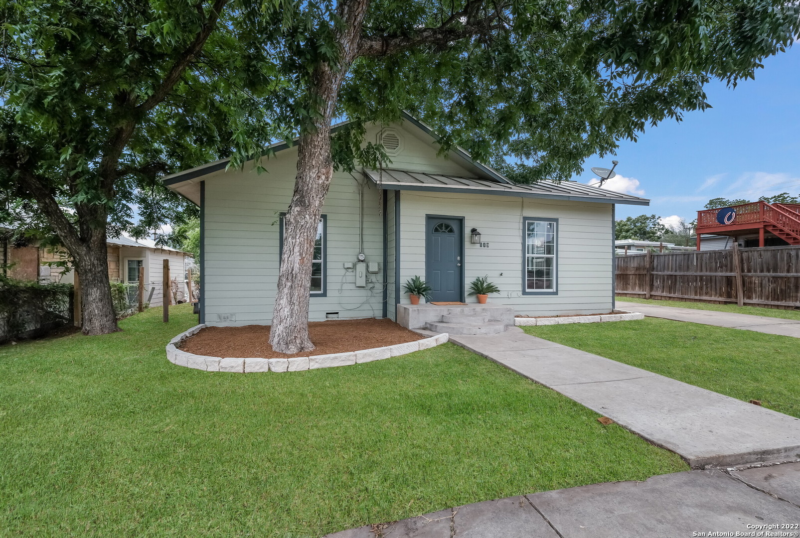 Looking to get the full downtown experience in a home that feels like new? Check out our new listing in the Historic Gardens neighborhood, walking distance to the Alamodome, Dakota, Estate Coffee, and Cherrity Bar! From the inside out, this home looks and feels like it was built in the modern age but still has the historic home charm. Updated foundation, roof, HVAC, appliances, countertops, and bathrooms make this home a great deal for anyone looking for a low-maintenance investment or primary residence. The high ceilings, open layout, big bedrooms, and extra storage in the back are great features. The xeriscaped yard means no extra hassle, so you can just enjoy the San Antonio experience. With new construction in the area starting over $400k, this is a great entry to the market. Come take a look!