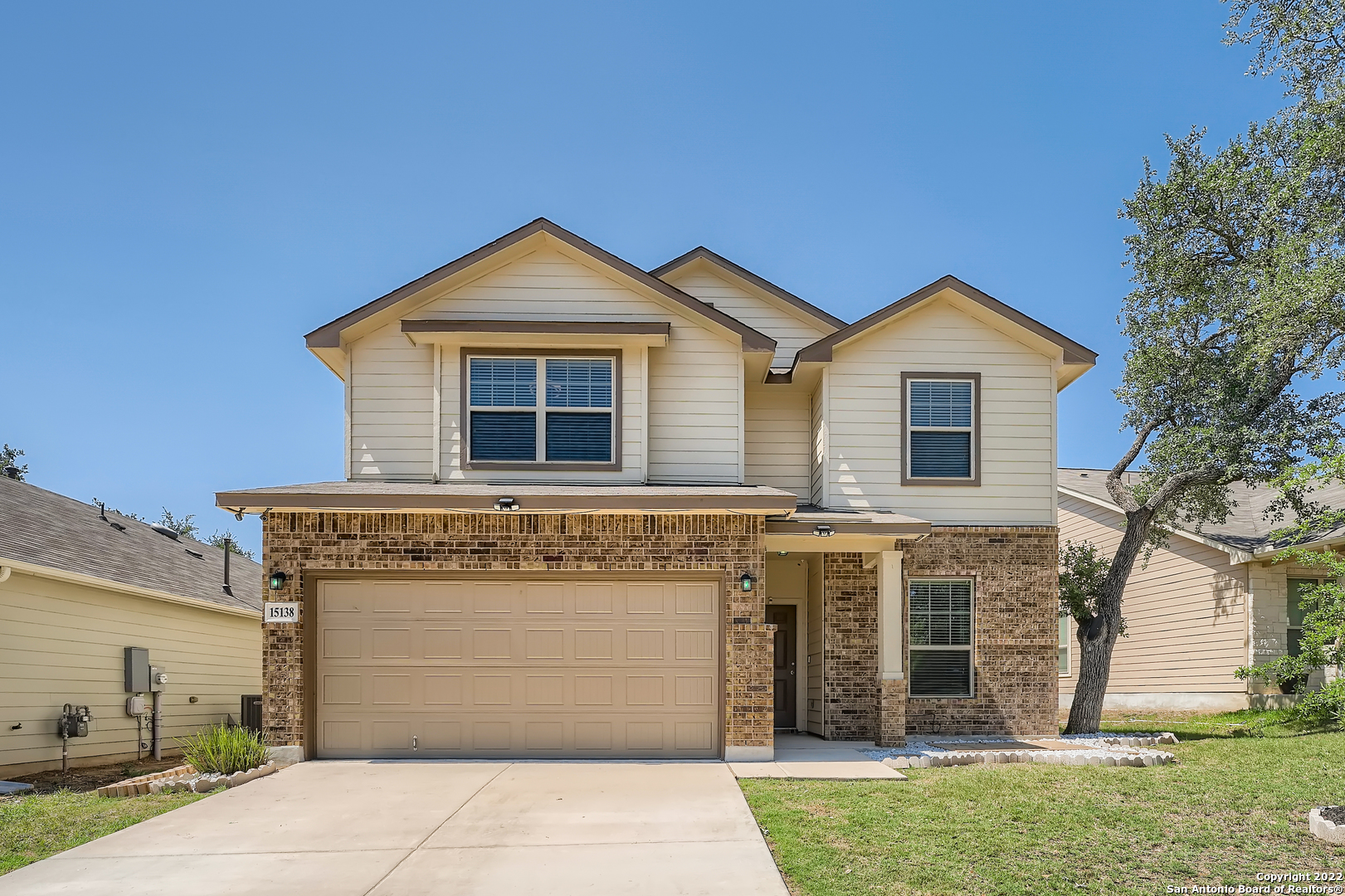 Turn-Key & Move-in Ready! 5 BR (Dual Master Up & D/STRS), 4 Full Bath in sought after Texas Research Park Community! This lovely home offers 2,814 sq ft ~ a versatile floor w/options for multi-generational living. Features also include - Water S & filtration sys, Granite cntp, Gas cooking, SS appliances, tumbled stone backsplash, Luxury vinyl plank FLG (main living & wet areas), Spa-like shower & Bay Window at Master, Built-in desk (kitchen), Spacious loft w/Projection screen, Cov Patio & Gazebo. Conveniently located with close & easy access to HEB, Citi Corp, Toyota, Westover Medical Center, Lackland Air Force Base, Schools, Major Hwy's, Dining, and Recreation!