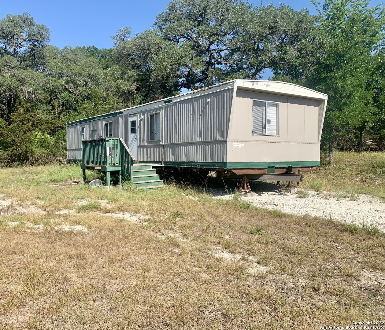 1704 Line Camp Trail, Spring Branch, TX 78070