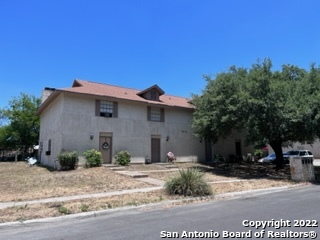 4 units, each with 2 bedrooms, 2.5 baths, 2 fireplaces, wet bar, small fenced backyard.  Good condition, great location near Med Center, I10, 410, always easy to lease.  Identical building across the street with recent upgrades closed in March for $680,000
