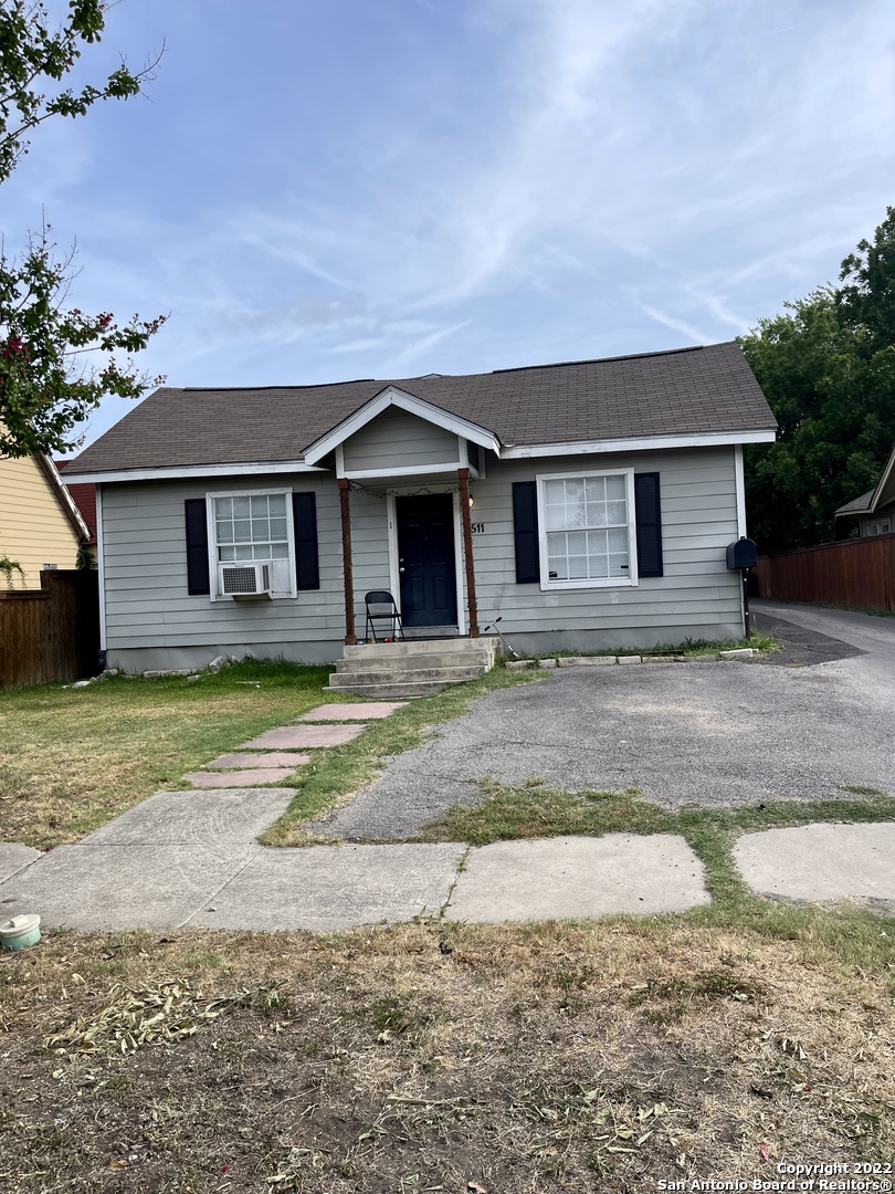 This highly sought after 4-Plex is an investors dream! 2 story building with spacious 2Bed/1 Bath units . Ceiling fans, washer/dryer connections, window AC/Heater, fridge & stove included. Paved lot in the back of property for additional parking! Close to downtown, shopping and major highways! Separate electric meters and common water. Showings available at the vacant unit so schedule today!