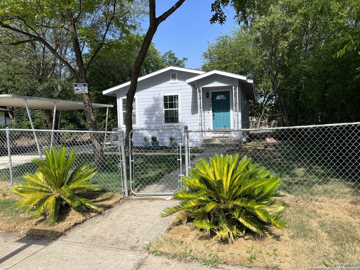 OPEN HOUSE 07/30/2022 12PM-4PM !!!!!!!!!!!Come see this beautifully updated gem. EVERYTHING has been updated from the foundation up. New HVAC system, NEW appliances, fresh paint, beautiful landscaping, and the perfect size backyard. This house would make the perfect starter home or rental!