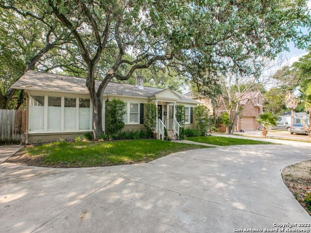 135 CLAYWELL DR, Alamo Heights, TX 78209