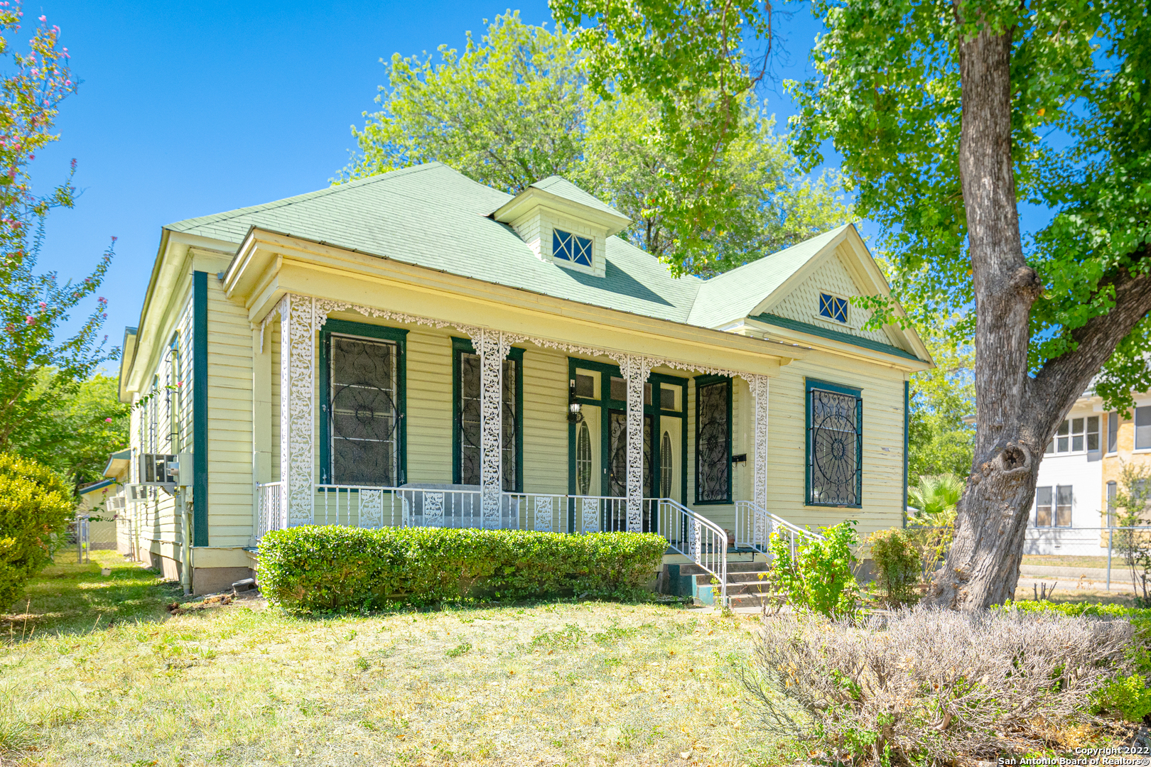 This three bedroom/ two bath, 1910 classical revival sits on a .18 acre corner lot and includes a one bedroom apartment that can serve as a second dwelling, office space or income generator!  VERY RARE FIND!  Welcome to the Historical Lavaca District, situated in San Antonio's most walkable neighborhood.  **302 FLORIDA ST SHOULD BE ELIGIBLE FOR A 20% TAX EXEMPTION FOR 15 YEARS AND TAX CREDITS FOR SUBSTANTIAL REHABILITATION FROM THE CITY'S OFFICE OF HISTORIC PRESERVATION**!   The detached 2-car garage on a concrete slab can also be easily converted into a third dwelling.  Children will benefit from SAISD's Alamo Promise that provides 60 hrs of college tuition to any Alamo Community College. The bike/walkability to downtown's Southtown and Lone Star Districts, Hemisfair Park, Alamodome, local nightlife and annual festivals are inviting.  Priced $100k below newly remodeled homes, this bungalow awaits a special owner who's looking to add their own style while living in the neighborhood's historic charm.  Own your piece of San Antonio history and schedule your visit today, will not last.  ****    As one of San Antonio's first neighborhoods, Lavaca was established by Mayor Samuel Maverick and Thomas Devine.  It developed alongside its famous sister neighborhood, King William District.  As electricity, water and gas became available in the early 1900's, Lavaca thrived with residential and commercial developments.  Today, many of the homes in downtown Lavaca are officially designated landmarks.