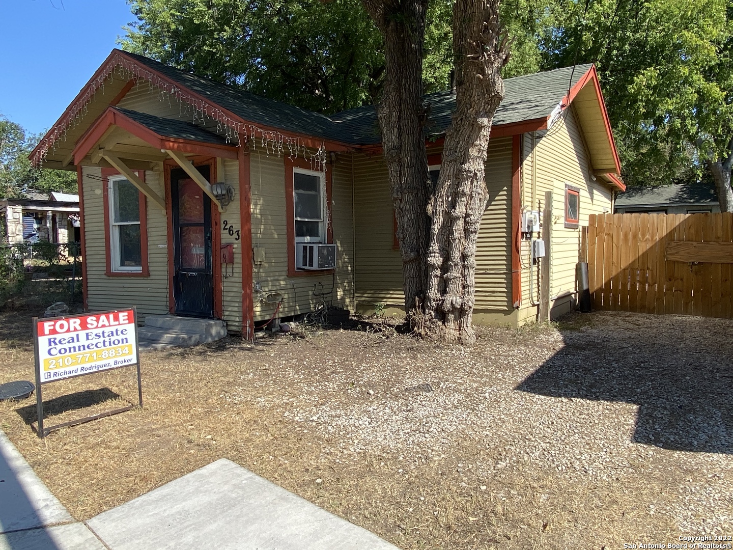 MULTIPLE OFFER SITUATION, HIGHEST AND BEST BY SATURDAY Sept 24 at 5pm. Fantastic Investor Opportunity! A One Bedroom Bungalow with room to add Sq Footage sitting on a 34 x 120 level lot! This home is being sold As Is & needs repair Located So Close to King Williams, the Alamodome, Mission Trails, the Riverwalk, Hemisfair Park, the Pearl, Lone Star Arts District, and Breckinridge Park. Fantastic Investment Opportunity Just minutes away from the San Antonio Riverwalk, Roosevelt Park, Blue Star Arts Complex, Southtown, San Pedro Creek Project, and Central Downtown San Antonio Hipster Entertainment District. Remodel or spruce up and rent out this one bedroom in a Fantastic Location. Add sq footage to maximize this flip. Look at the retail Comps per sq ft in this area! Hard to find an investment property at this price in Lone Star.