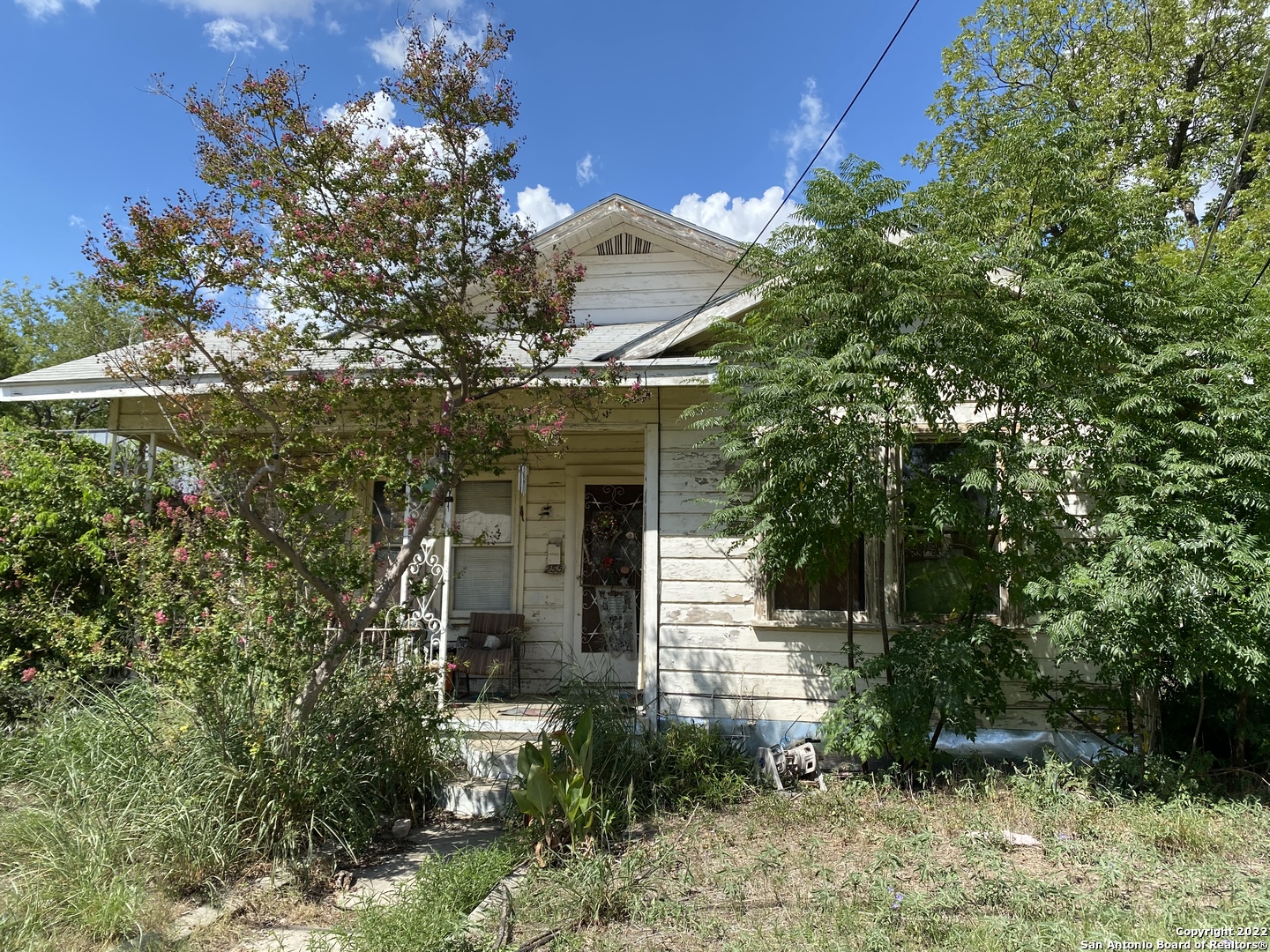Potential, Potential, Potential! This craftsman style home is ready for a new owner! Located in the Lone Star District, this property needs a full renovation but it's prime location makes it a great opportunity! Nice oversized, corner lot. Buyer to verify square footage!