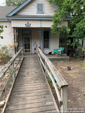 A Fixer Upper, property SOLD AS IS. Property is located in the historic subdivision of Government Hill. Ideal location walking distance to The Pearl, Downtown San Antonio and many other attractions. This property can be converted into an Airbnb. It has great potential.