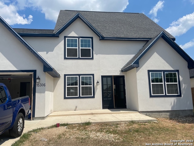 Brand new custom built home on quiet cul-de-sac in a custom home community. This home has too many features to list here, and must be seen.  Huge Master Bedroom with dual walk-in closets. Secondary bedroom with it's own ensuite bath.