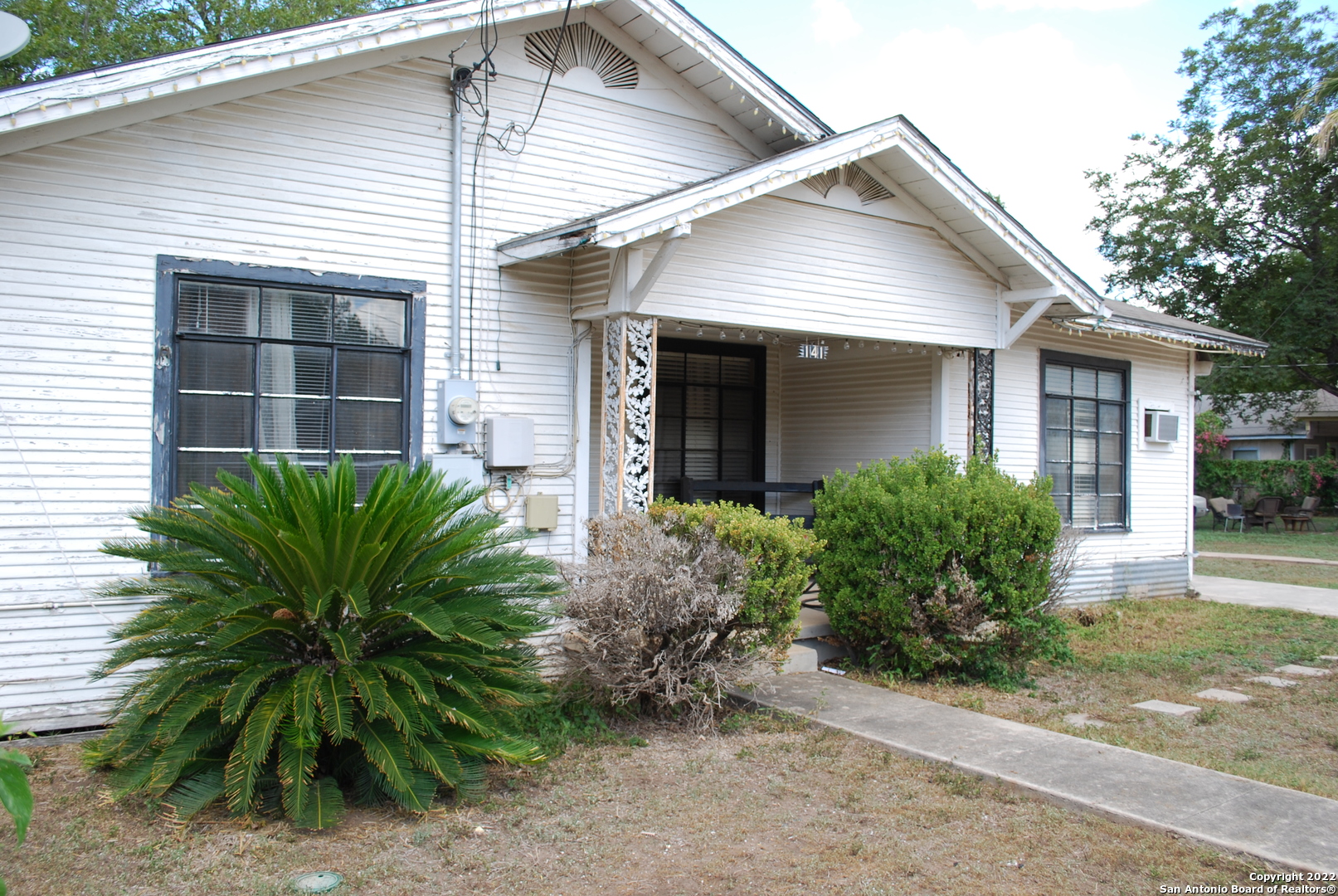 INVESTOR SPECIAL!!!! Great investment opportunity!  3 bedroom 1 bath and over 1440 Sqft . There are so many possibilities for this property. Property is being sold "as is" . Price is reflected on condition.