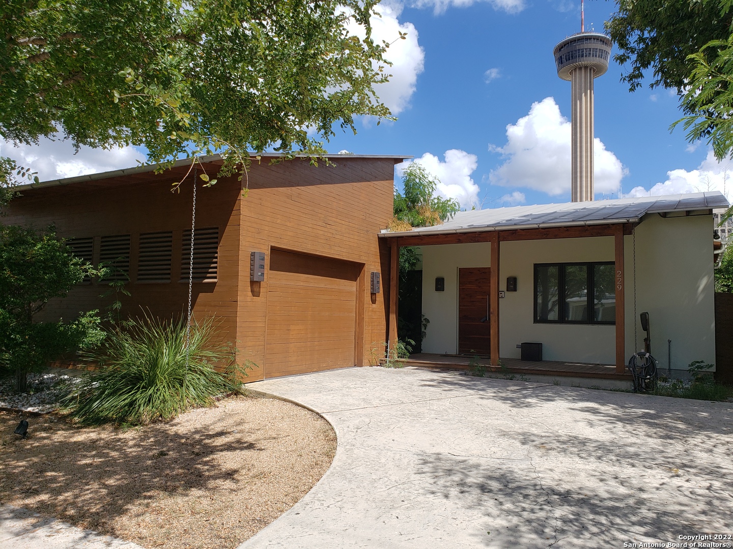 This unique downtown home has more to offer than just a comfortable and convenient location.  This two bedroom two bath custom home is ready for new owners who are looking for the beautiful views of downtown San Antonio.  A custom home for sale in the Historic Lavaca area is rare.  Private backyard,  parking and walking to historical landmarks is just a plus compared to the living space in a downtown home.  Do not miss out!