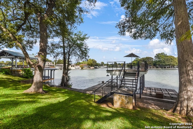 858 Lakeview Trail, McQueeney, TX 78123