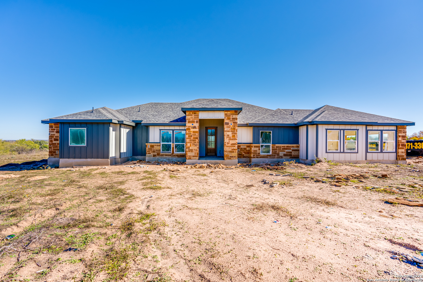 217 COUNTY ROAD 168, Floresville, TX 78114