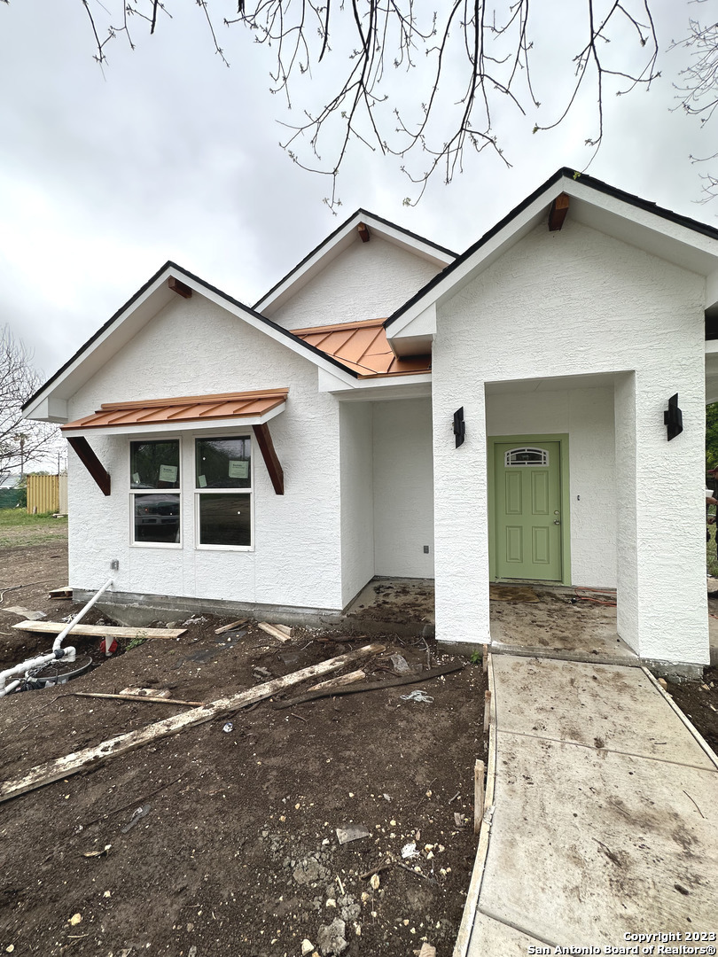Welcome Home! This under construction modern farmhouse sit minutes from Lackland AFB, downtown San Antonio, Seaworld and much more. Foam insulated roof, oversized driveway over 110' long. Home is in the final stages of being completed. Come see it today!